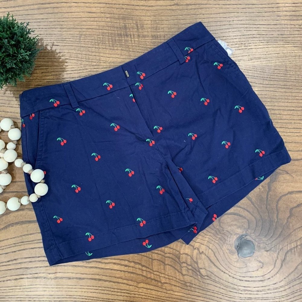 *NWT* British Khaki Short